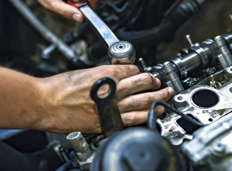 MÉCANICIEN DE MAINTENANCE VÉHICULES UTILITAIRES ET INDUSTRIELS