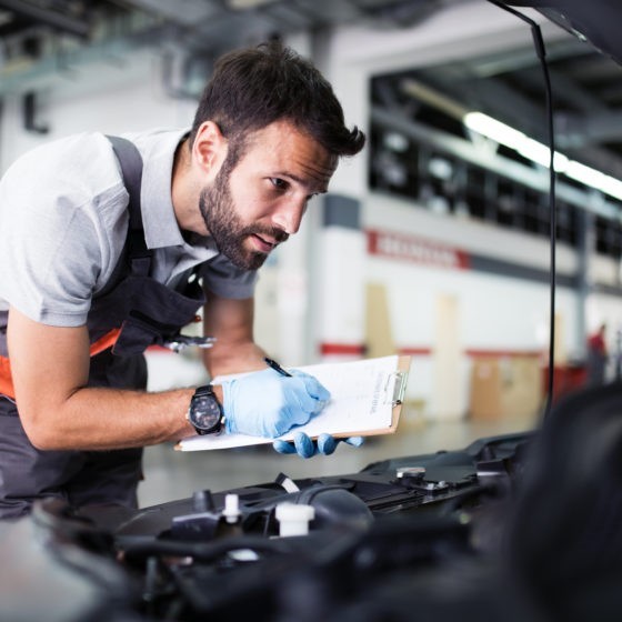 TITRE TECHNICIEN EXPERTAPRÈS-VENTE AUTOMOBILE