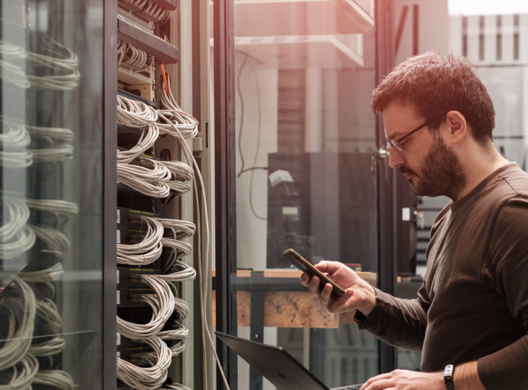 TECHNICIEN SUPÉRIEUR SYSTÈMES ET RÉSEAUX